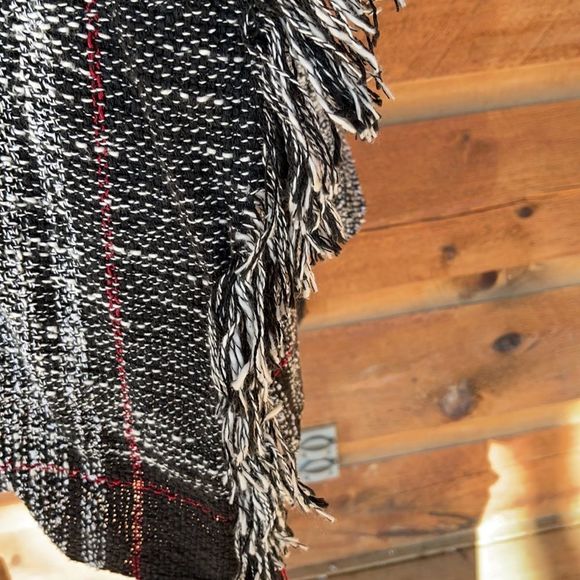 Judi Gaston Hand Woven Contemporary Fibers Fabric Art Skirt & Blazer Set - Picture 7 of 16